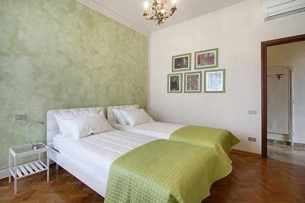 Frati Bigi With Two Bedrooms And Parking Apartamento *