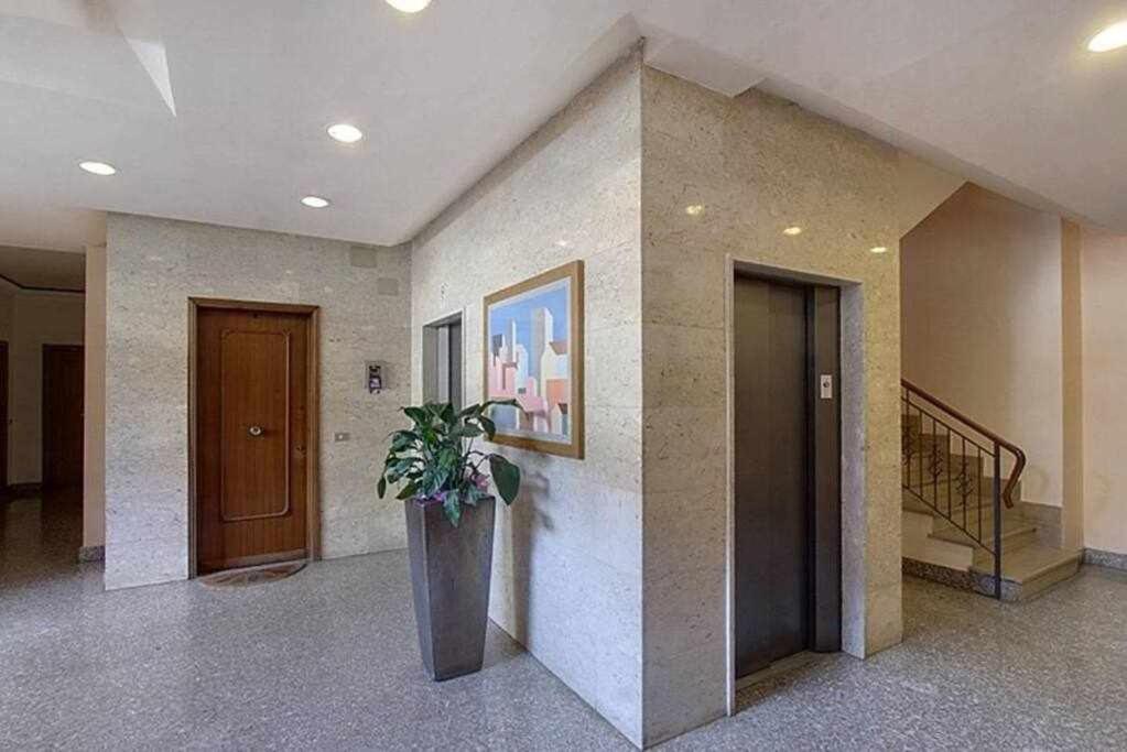 Frati Bigi With Two Bedrooms And Parking Florencia